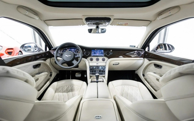 Bentley Mulsanne cena 1750000 przebieg: 470, rok produkcji 2020 z Jedlicze małe 781